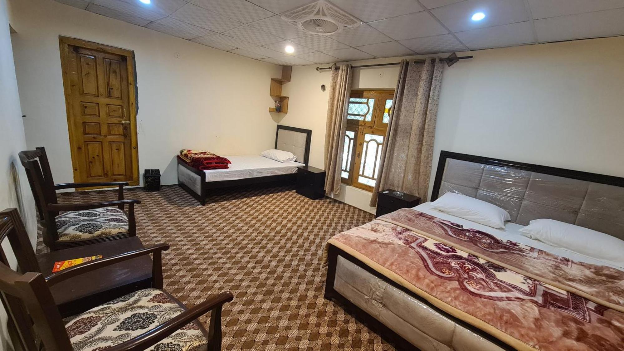 Rus Olive Lodge Skardu Room photo